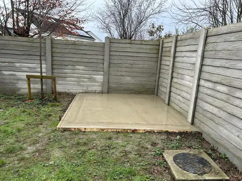 shed base corner garden dublin 18